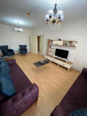 Modern 3 bed room apartment